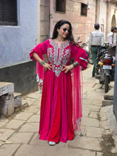 A line Anarkali (Banaras edit)
